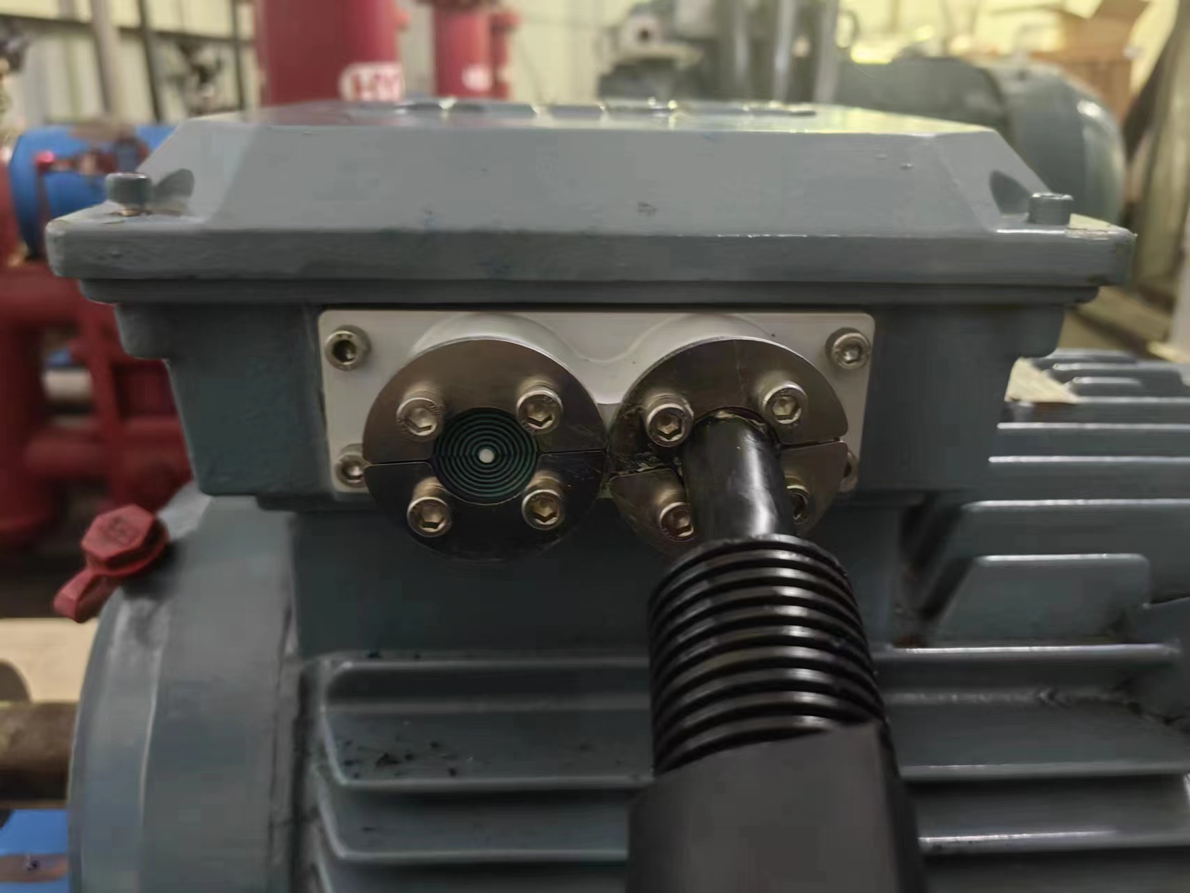 深圳泰士特科技密封模塊應用于電機接線盒，密封等級IP68